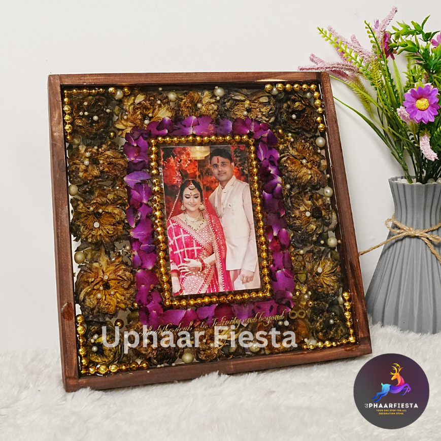 Lotus Varmala Frame